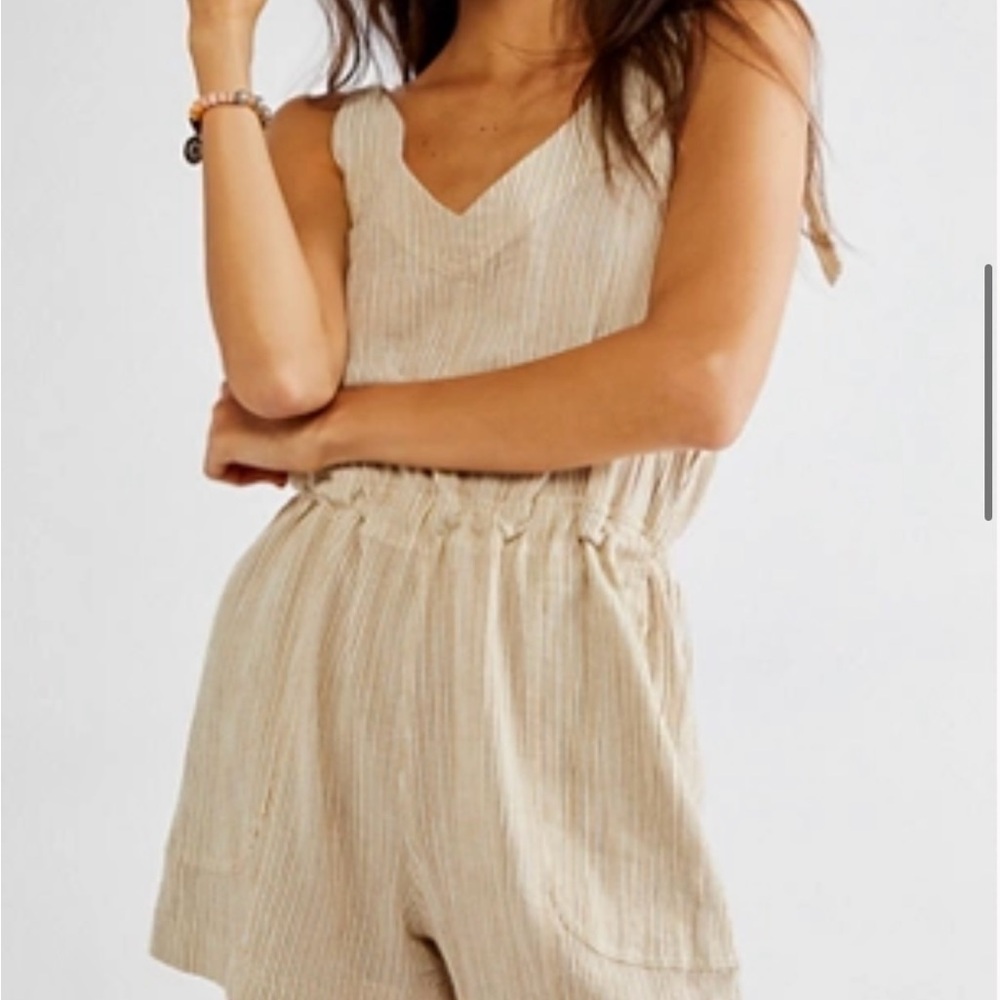 Free People Sorrento Linen Shortall